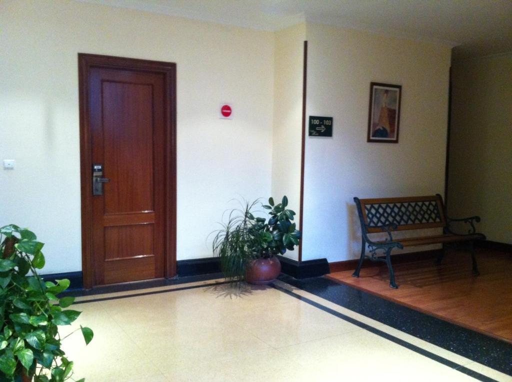 Hotel Valle De Ayala Йодио Екстериор снимка