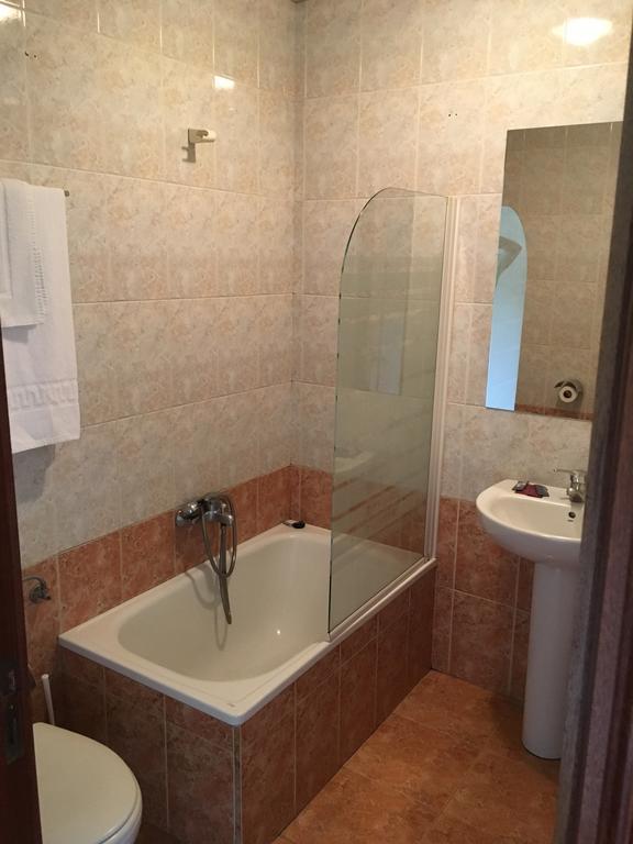 Hotel Valle De Ayala Йодио Екстериор снимка