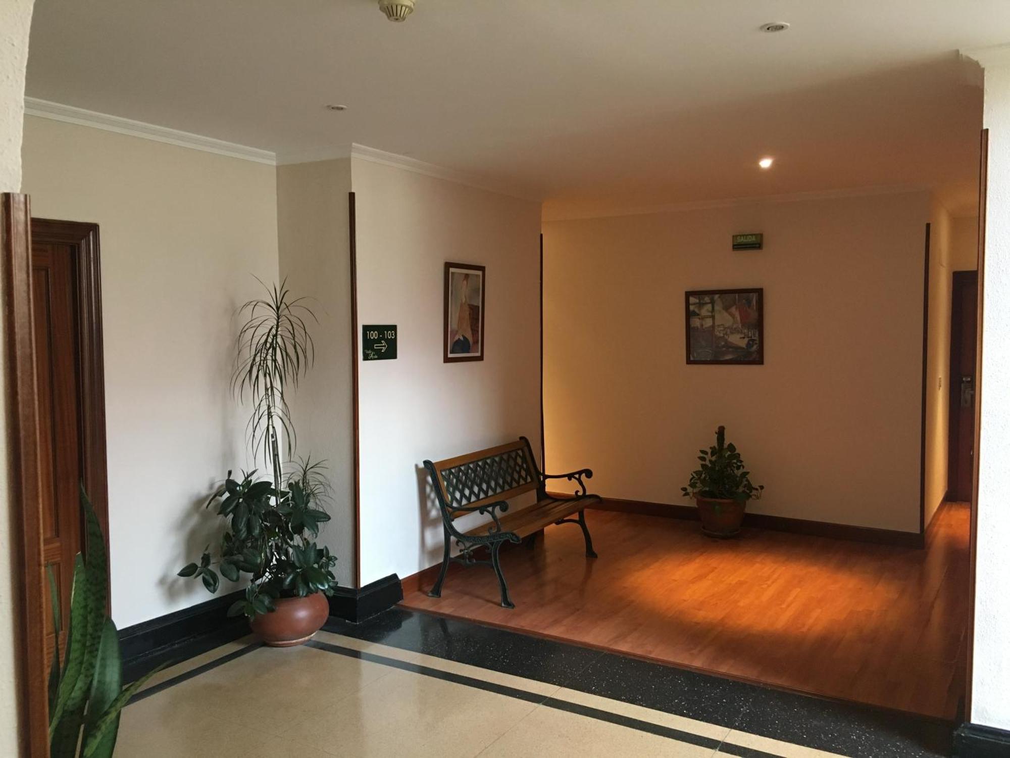 Hotel Valle De Ayala Йодио Екстериор снимка